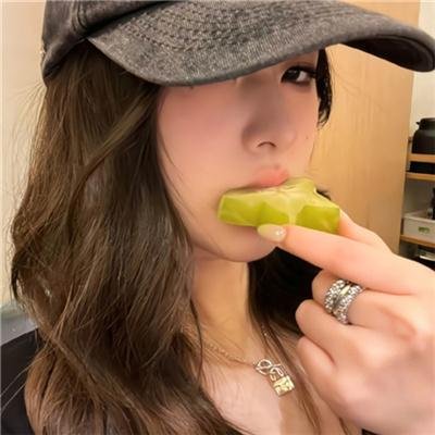 乡里彩虹城里雨